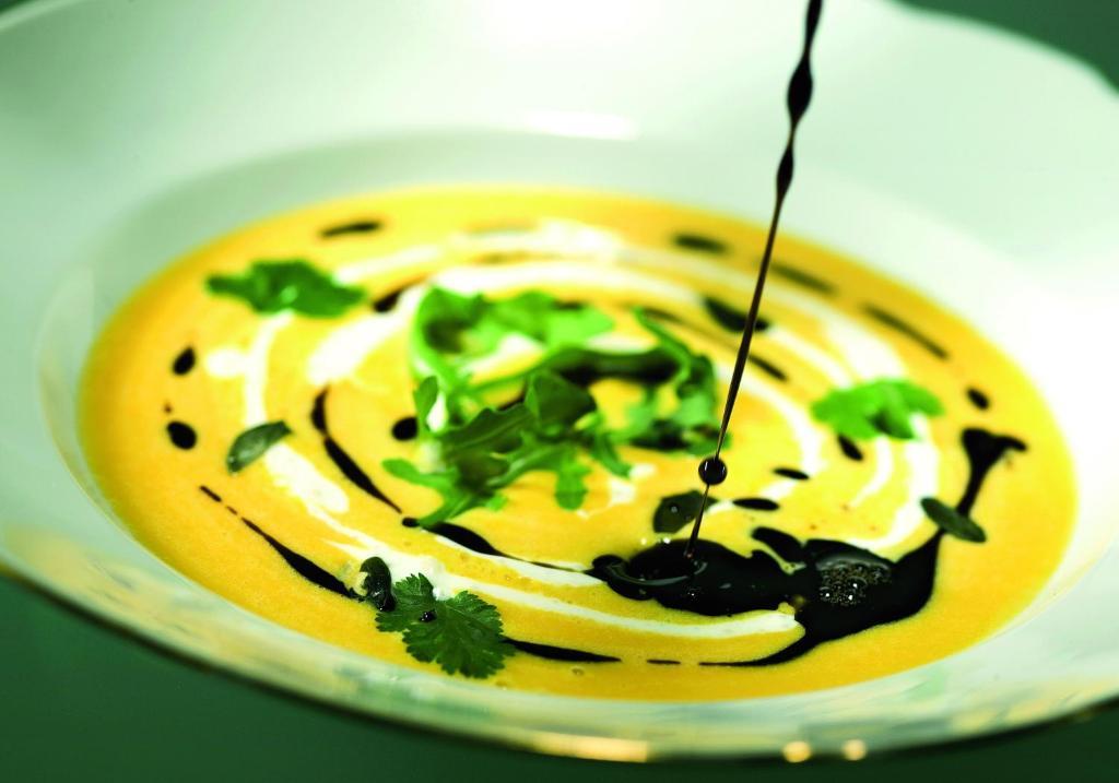 Malerwinkl Restaurant + Kunsthotel Hatzendorf 외부 사진