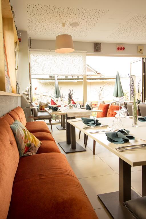 Malerwinkl Restaurant + Kunsthotel Hatzendorf 외부 사진