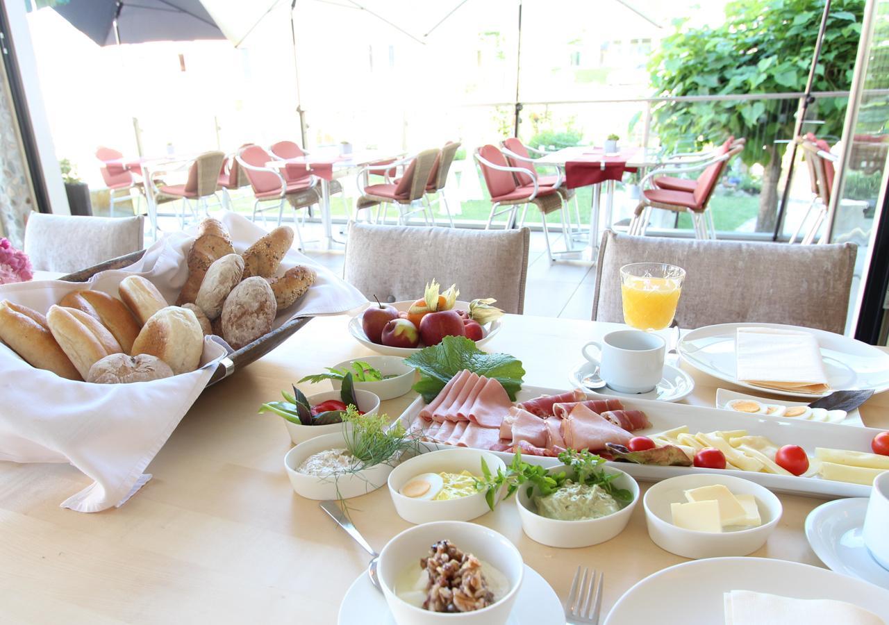Malerwinkl Restaurant + Kunsthotel Hatzendorf 외부 사진